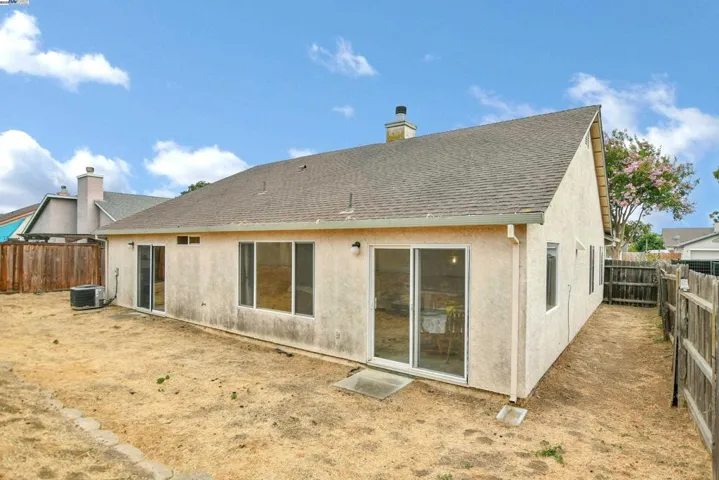 1218 Fetzer Ln, Oakley, California 94561