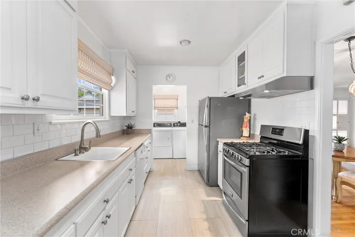 2534 Petaluma Avenue, Long Beach, California 90815