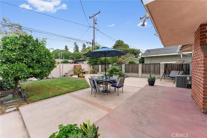 2534 Petaluma Avenue, Long Beach, California 90815