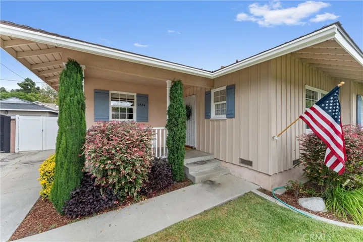 2534 Petaluma Avenue, Long Beach, California 90815