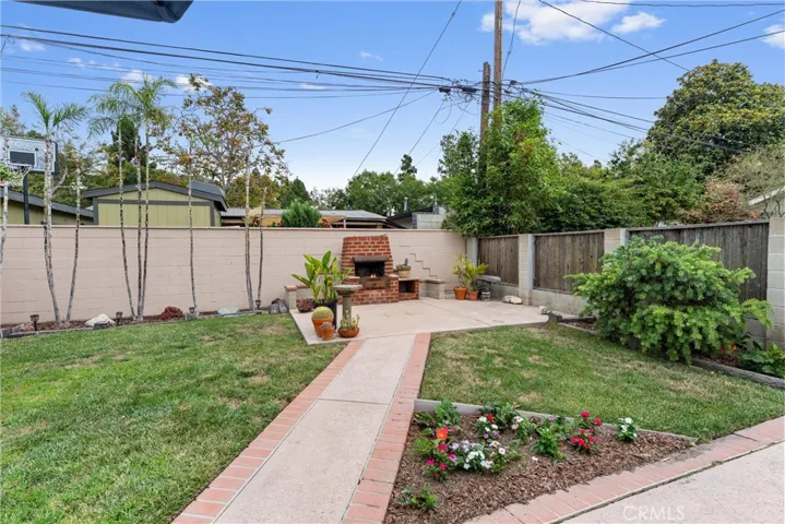 2534 Petaluma Avenue, Long Beach, California 90815