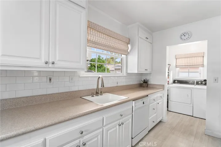2534 Petaluma Avenue, Long Beach, California 90815