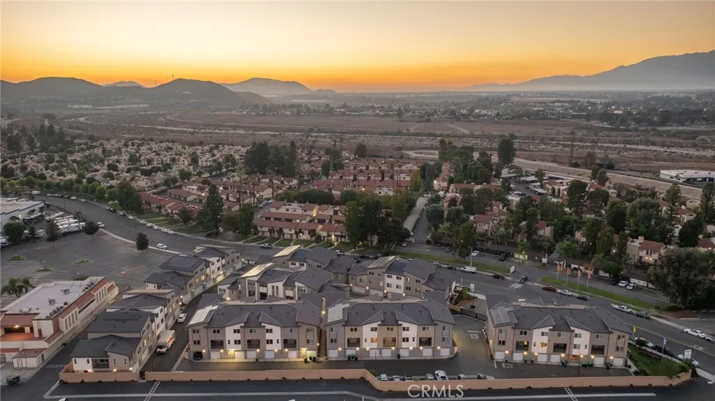 1142 Santo Antonio Drive, Colton, California 92324 home-pic-47