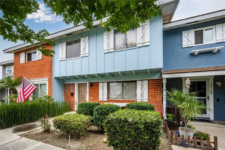 10158 Ascot Circle, Huntington Beach, California 92646