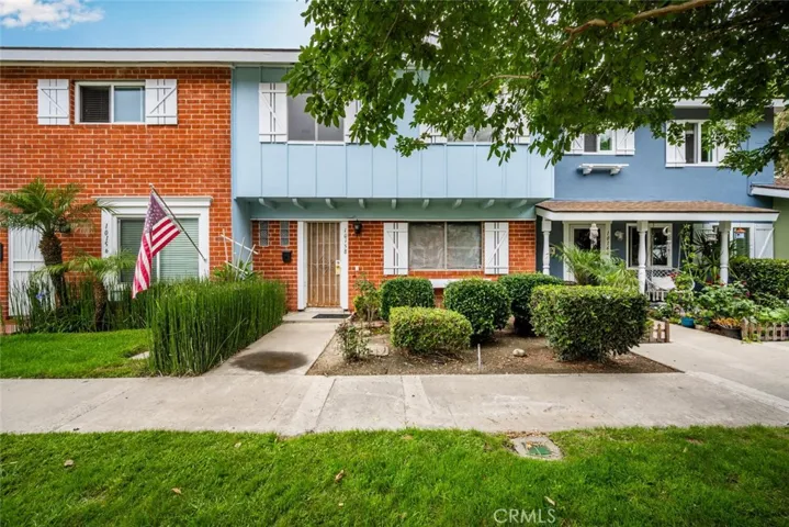 10158 Ascot Circle, Huntington Beach, California 92646
