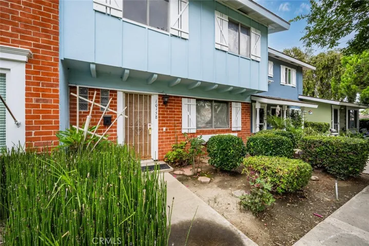 10158 Ascot Circle, Huntington Beach, California 92646
