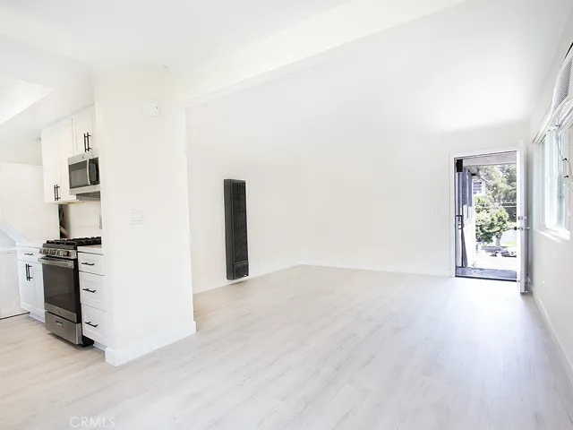 831 Glendale Boulevard 5, Los Angeles, California 90026