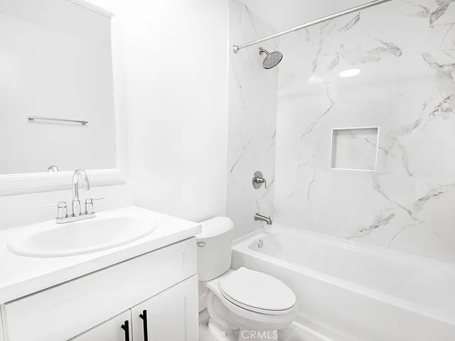 831 Glendale Boulevard 5, Los Angeles, California 90026