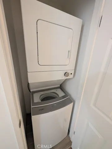 Hallway Washer and Dryer