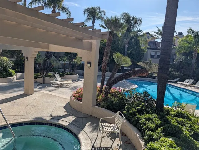 24121 Del Monte Drive 125, Valencia, California 91355