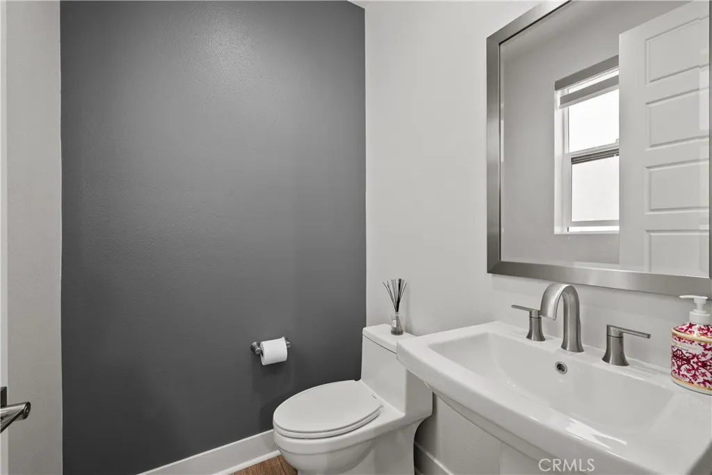 1068 Canal Street, Oxnard, California 93035 home-pic-29