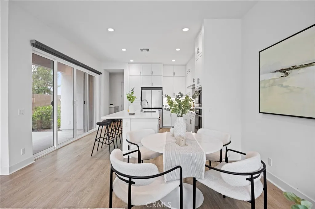319 Novel, Irvine, California 92618 home-pic-9