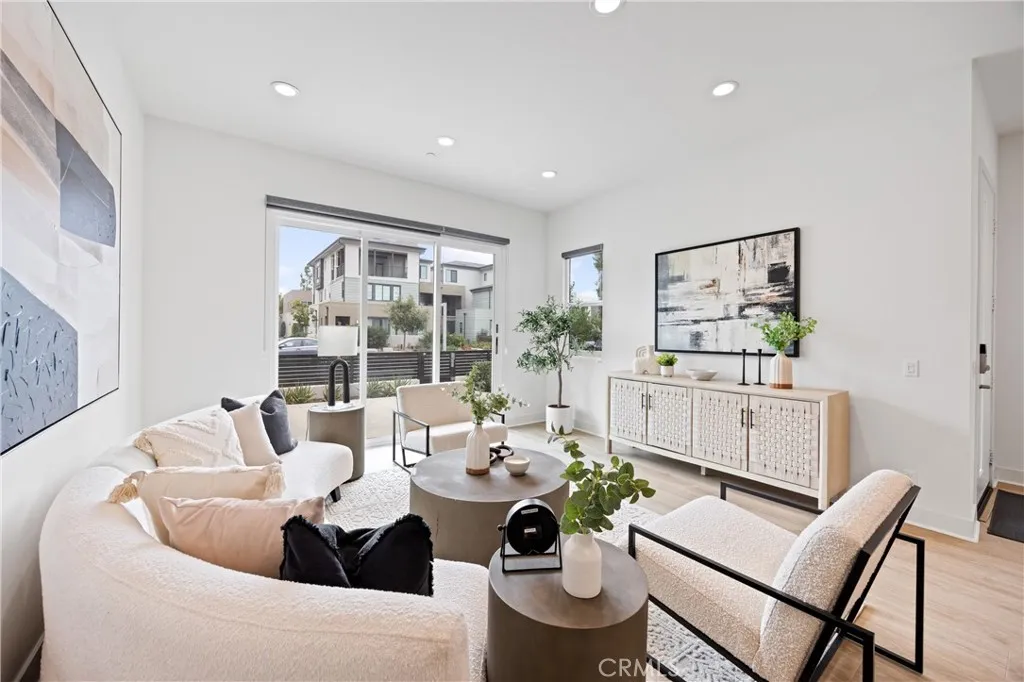 319 Novel, Irvine, California 92618 home-pic-7