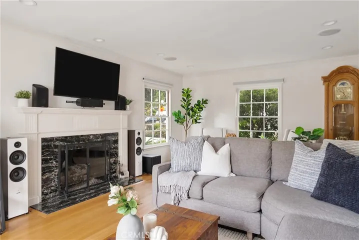 2014 N Flower Street, Santa Ana, California 92706