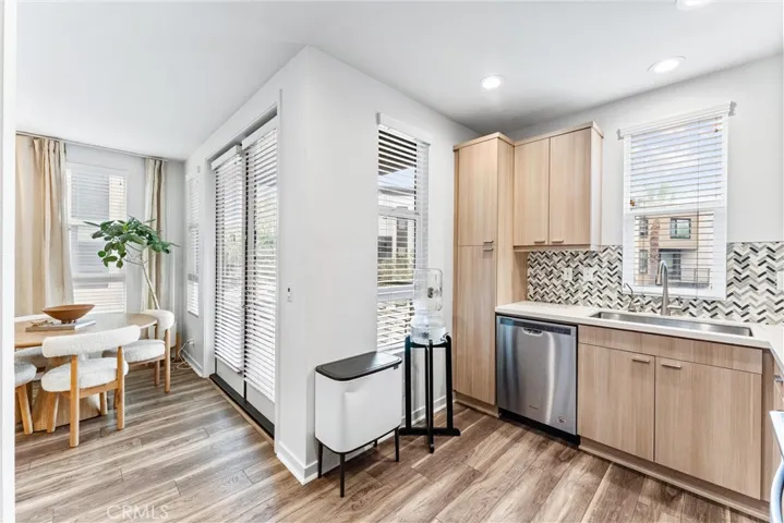 2880 N Glassell Street, Orange, California 92865