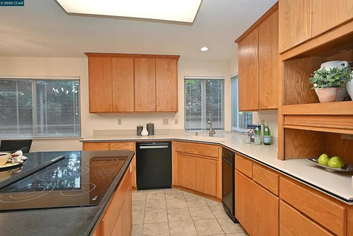 204 Sequoia Avenue, Walnut Creek, California 94595