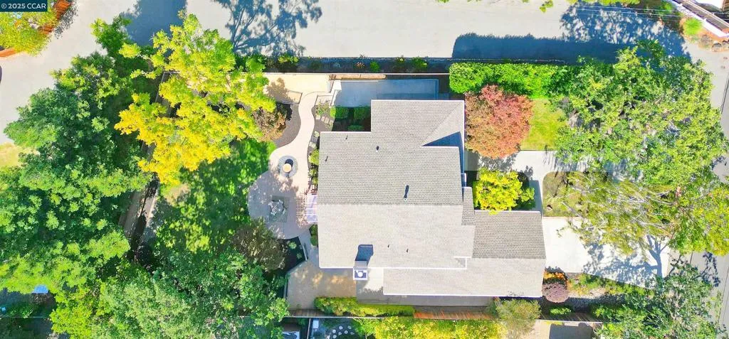204 Sequoia Avenue, Walnut Creek, California 94595