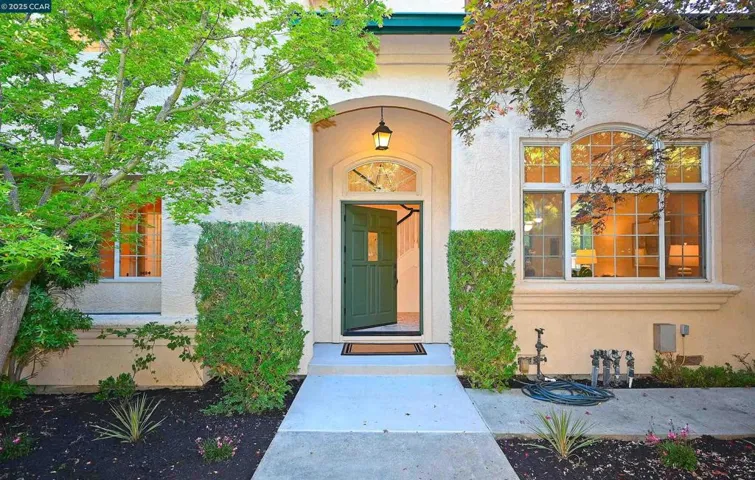 204 Sequoia Avenue, Walnut Creek, California 94595