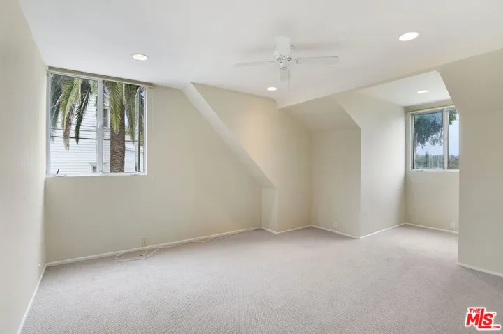 902 El Medio Avenue, Pacific Palisades, California 90272