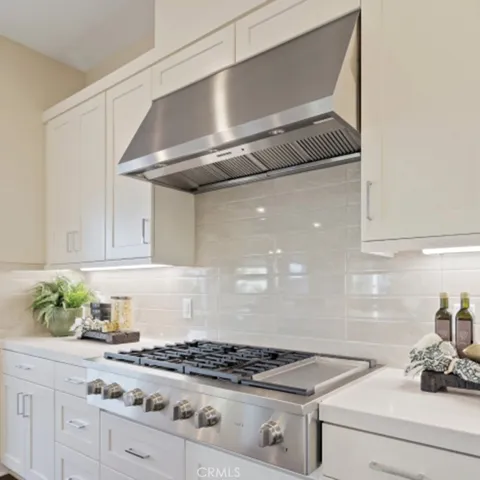 Photos shown are of model only- not actual homesite.