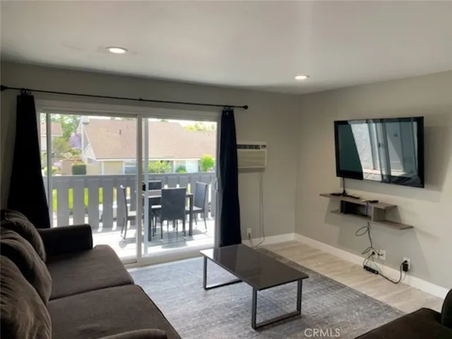 91 Wildwood, Irvine, California 92604