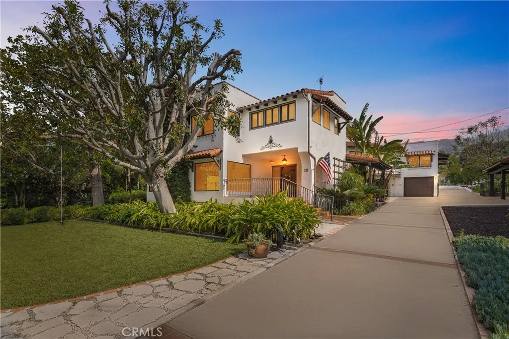 715 W Kenneth Road, Glendale, California 91202, 7 Bedrooms Bedrooms, ,5 BathroomsBathrooms,Residential Lease,For Rent,Kenneth,GD25164936
