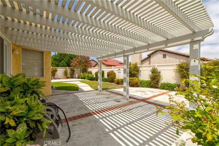 1211 Mayfair Drive, Corona, California 92882
