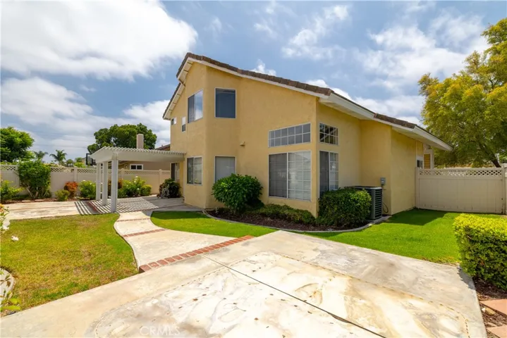 1211 Mayfair Drive, Corona, California 92882