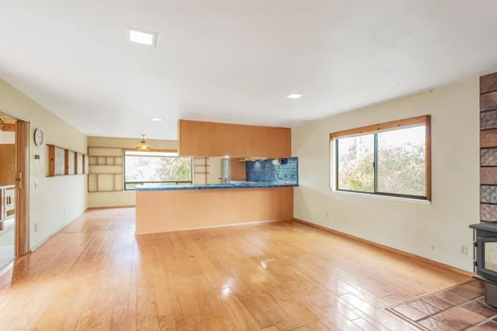 105 Laureles Grade, Salinas, California 93908