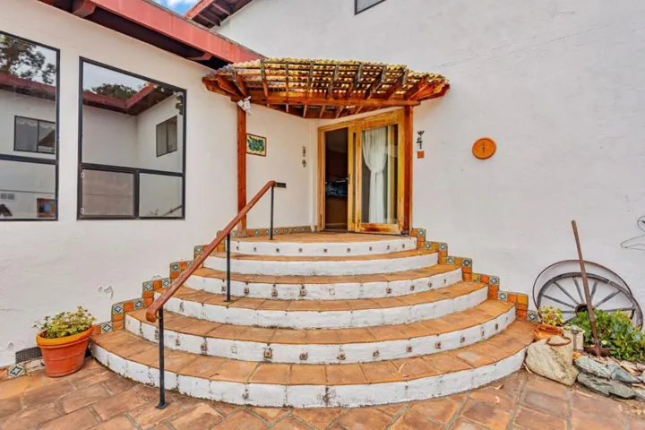 105 Laureles Grade, Salinas, California 93908