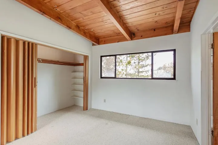 105 Laureles Grade, Salinas, California 93908