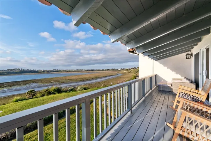 303 Esperanza 7a, Newport Beach, California 92660