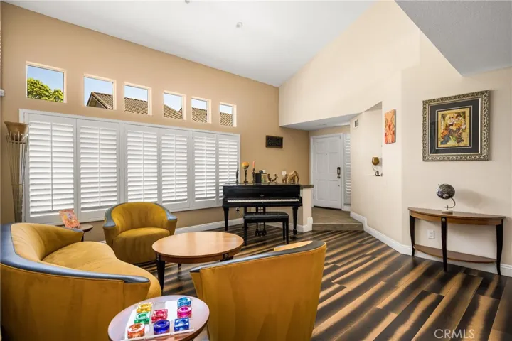 2461 Calle Montella, Tustin, California 92782