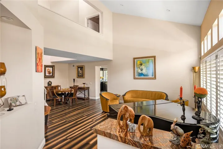2461 Calle Montella, Tustin, California 92782