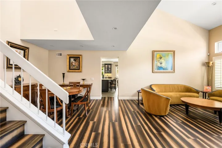 2461 Calle Montella, Tustin, California 92782