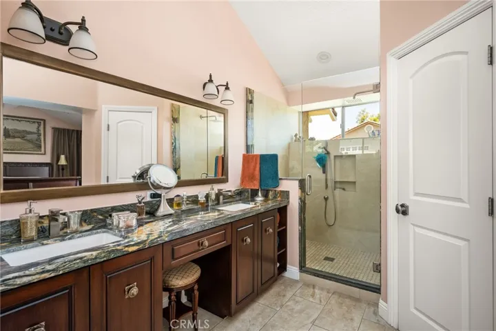 2461 Calle Montella, Tustin, California 92782