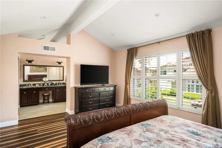 2461 Calle Montella, Tustin, California 92782