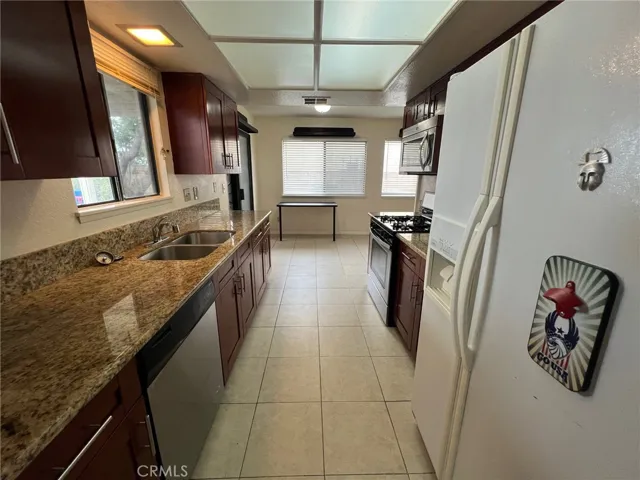 7205 Parkside Place, Rancho Cucamonga, California 91701
