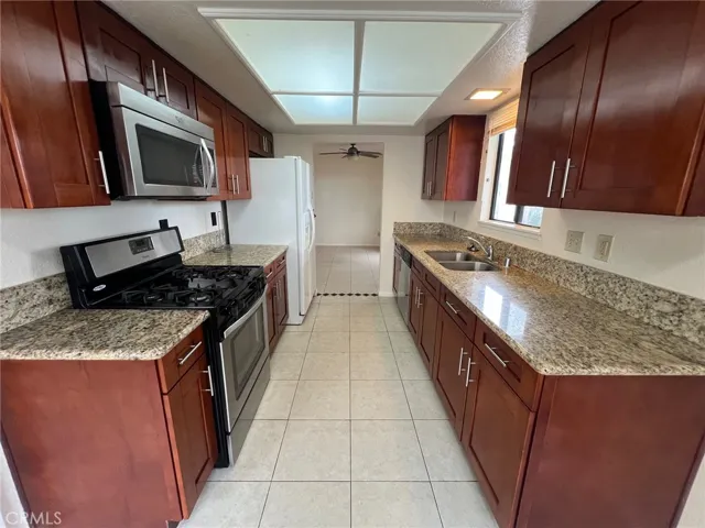 7205 Parkside Place, Rancho Cucamonga, California 91701