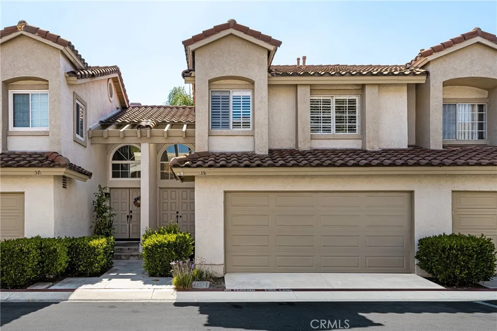 35 Carnation 61, Rancho Santa Margarita, California 92688, 3 Bedrooms Bedrooms, ,3 BathroomsBathrooms,Residential,For Sale,Carnation,OC25164995