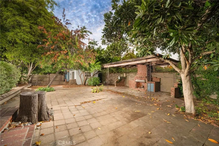 644 W 10th Street, Claremont, California 91711