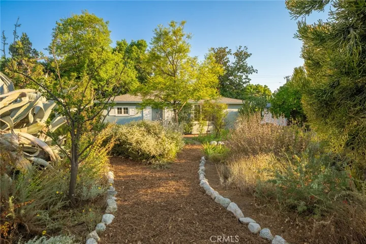 644 W 10th Street, Claremont, California 91711