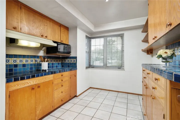 644 W 10th Street, Claremont, California 91711