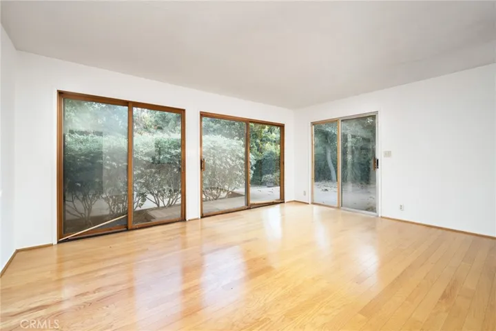 644 W 10th Street, Claremont, California 91711
