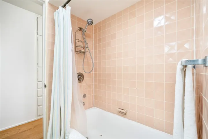 644 W 10th Street, Claremont, California 91711