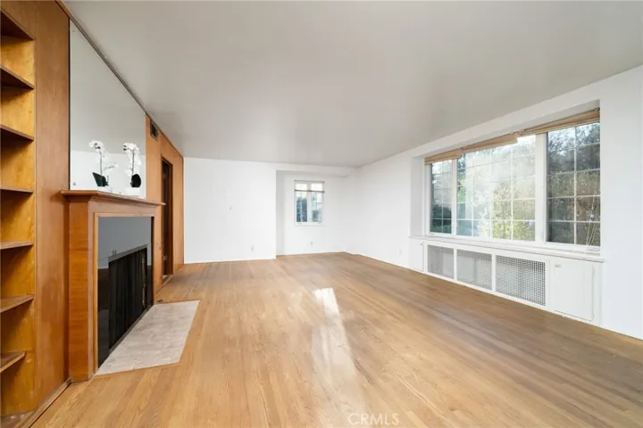 644 W 10th Street, Claremont, California 91711