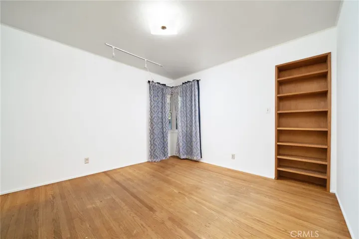644 W 10th Street, Claremont, California 91711