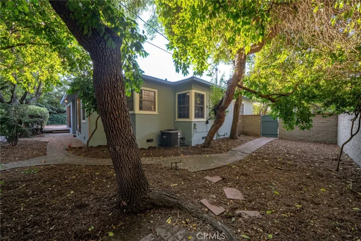 644 W 10th Street, Claremont, California 91711