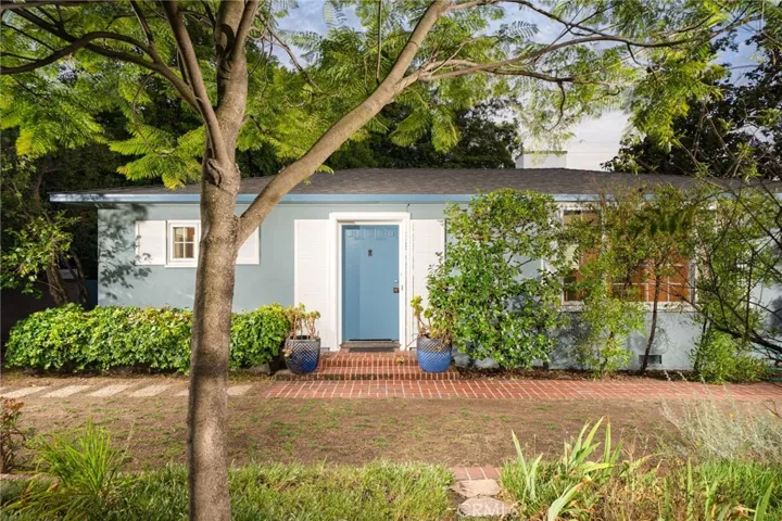 644 W 10th Street, Claremont, California 91711