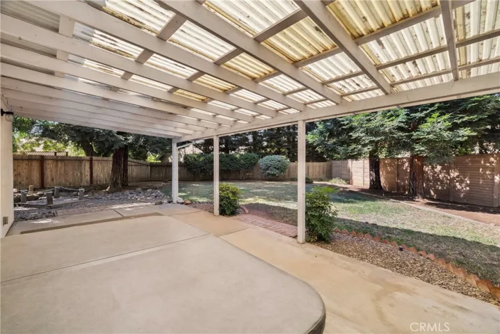 8 Westminster Court, Chico, California 95928